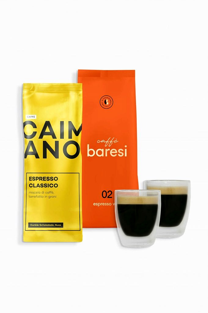 Caf Bustelo In Ihrem Aeropress. Espresso-Liebhaber, Die Dunklen Und Kräftigen Espresso Lieben